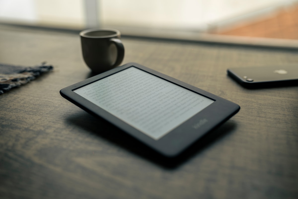 5 Reasons to Buy Ebooks Exclusively