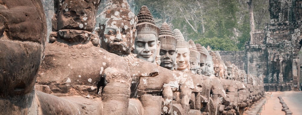 brown stone statue during daytime