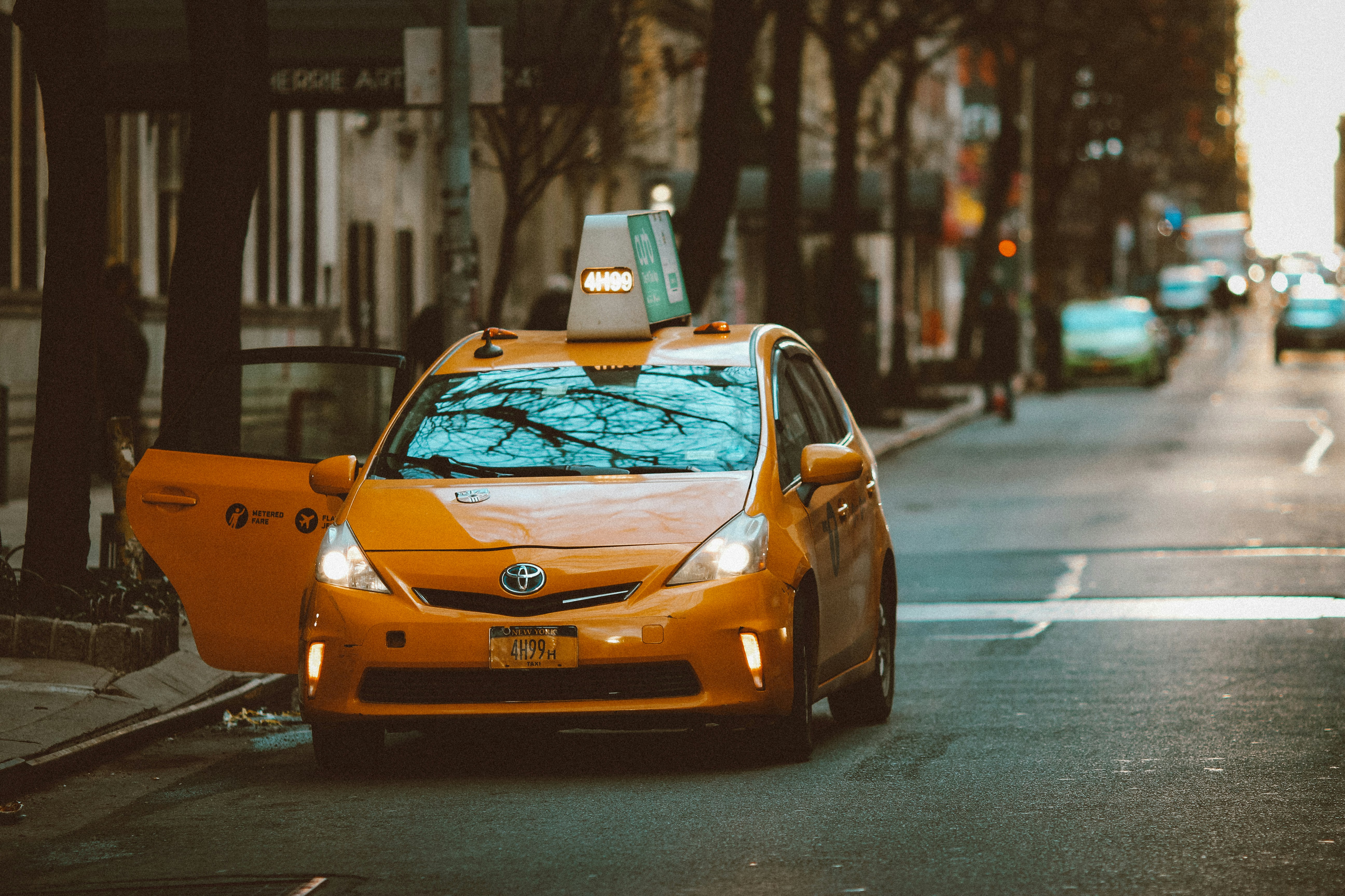 Les entreprises de robotaxi refusent de divulguer les détails sur les interventions des opérateurs à distance
