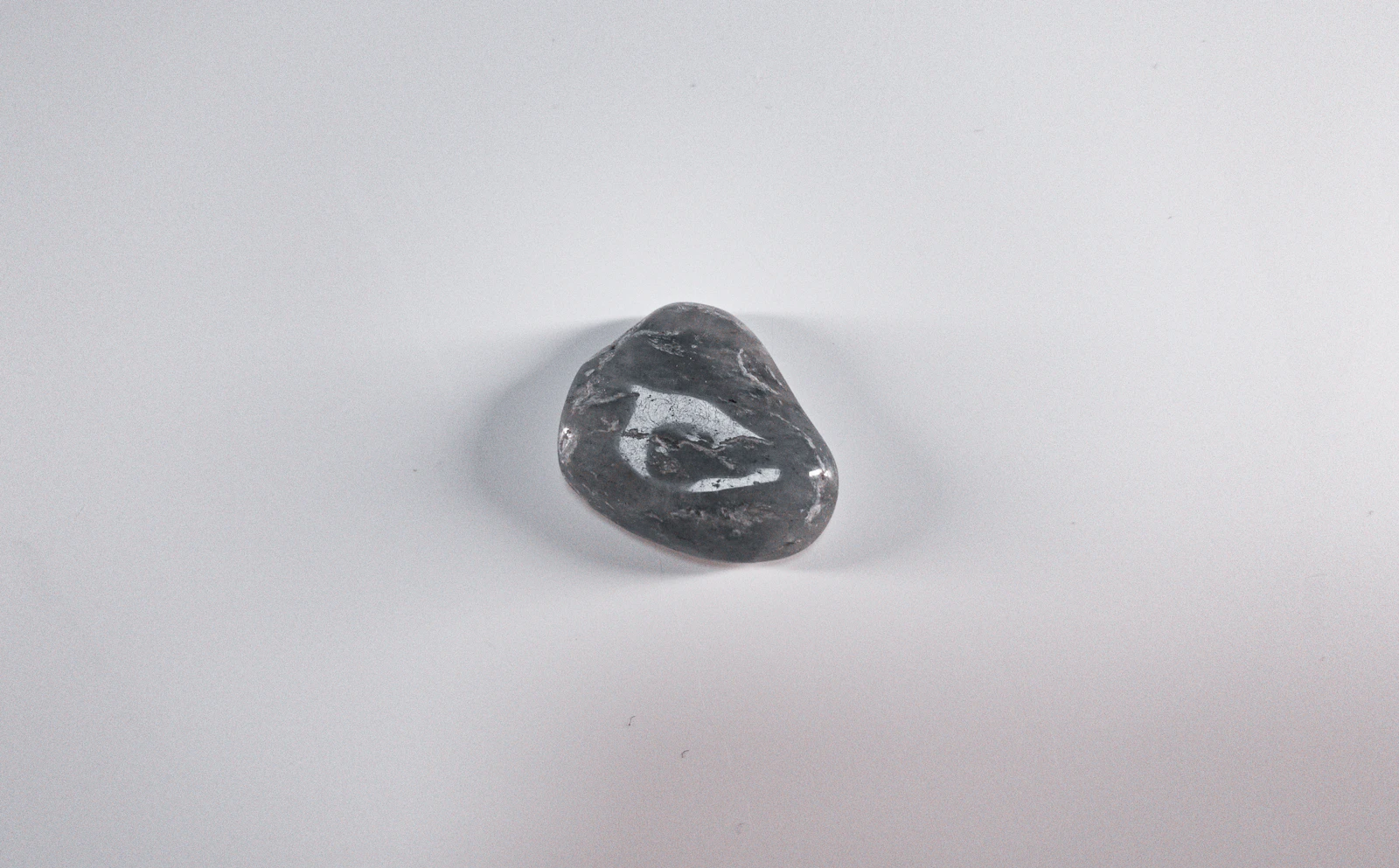 Black onyx, glossy black, oval cabochon