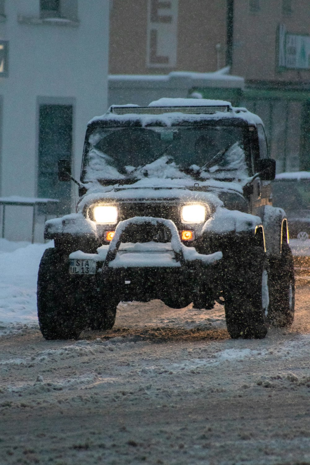 black and white jeep wrangler