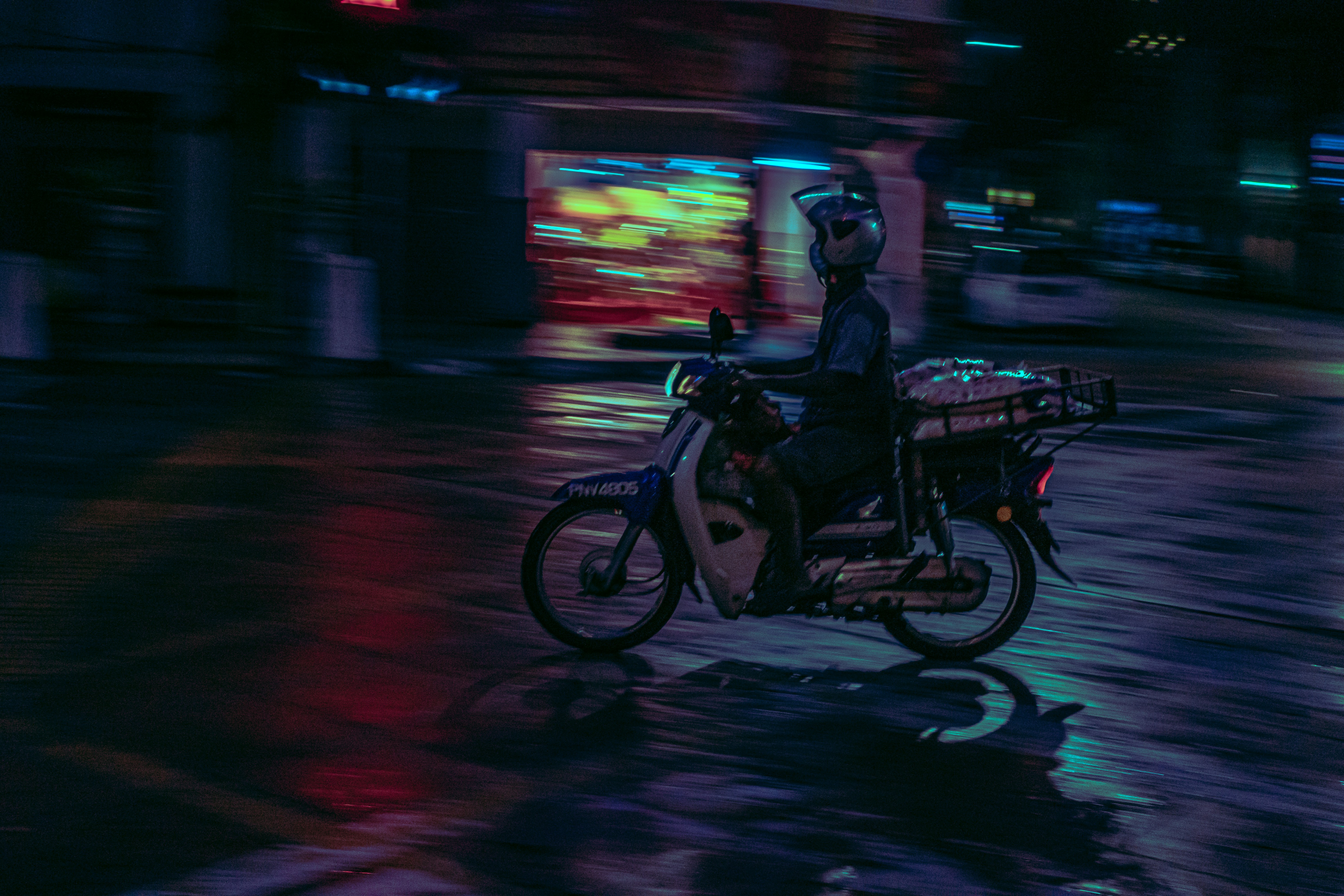 Photo by victoraldabalde