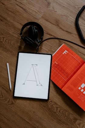 Processo de desenvolvimento de Logotipo profissional para sua empresa