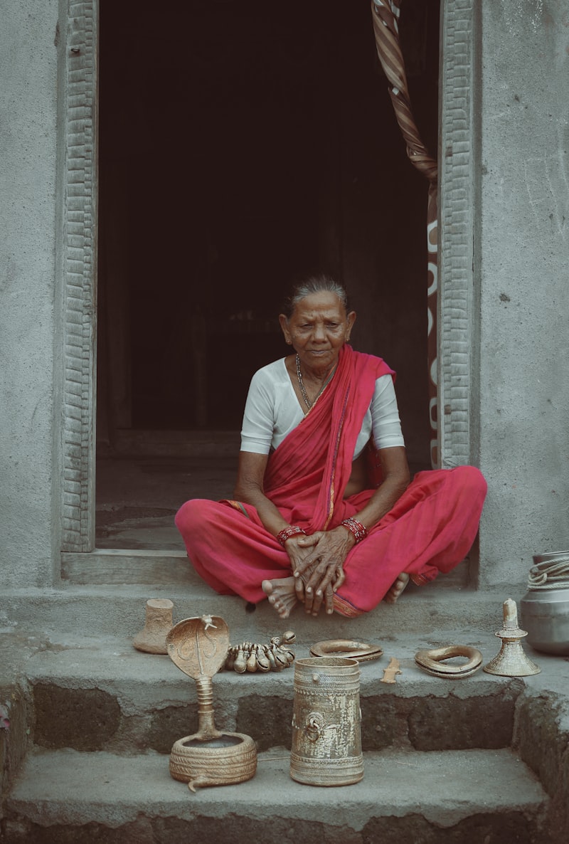 A member of Village Madhubani Cooperative at work