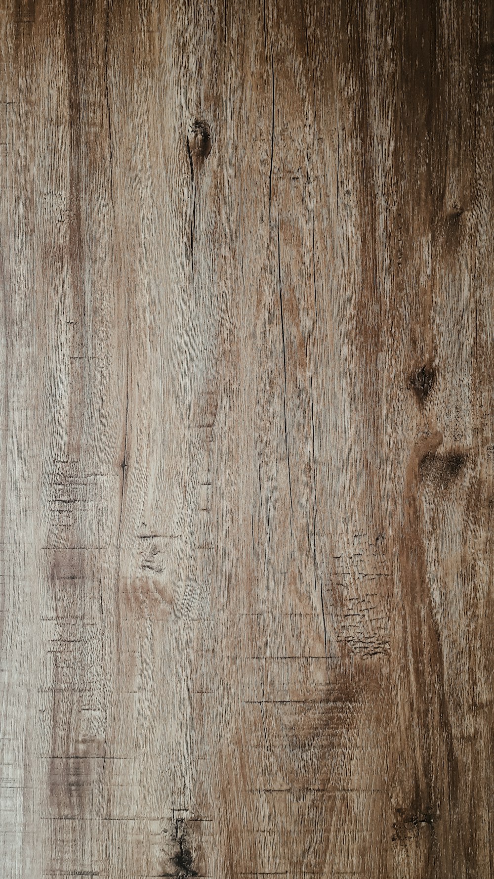 茶色と白の木の板