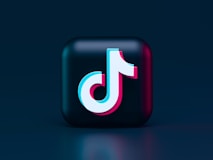 Socialinis tinklas TIK TOK