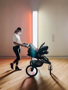 Best Jogging Strollers: Fixed Wheel vs. Swivel Wheel