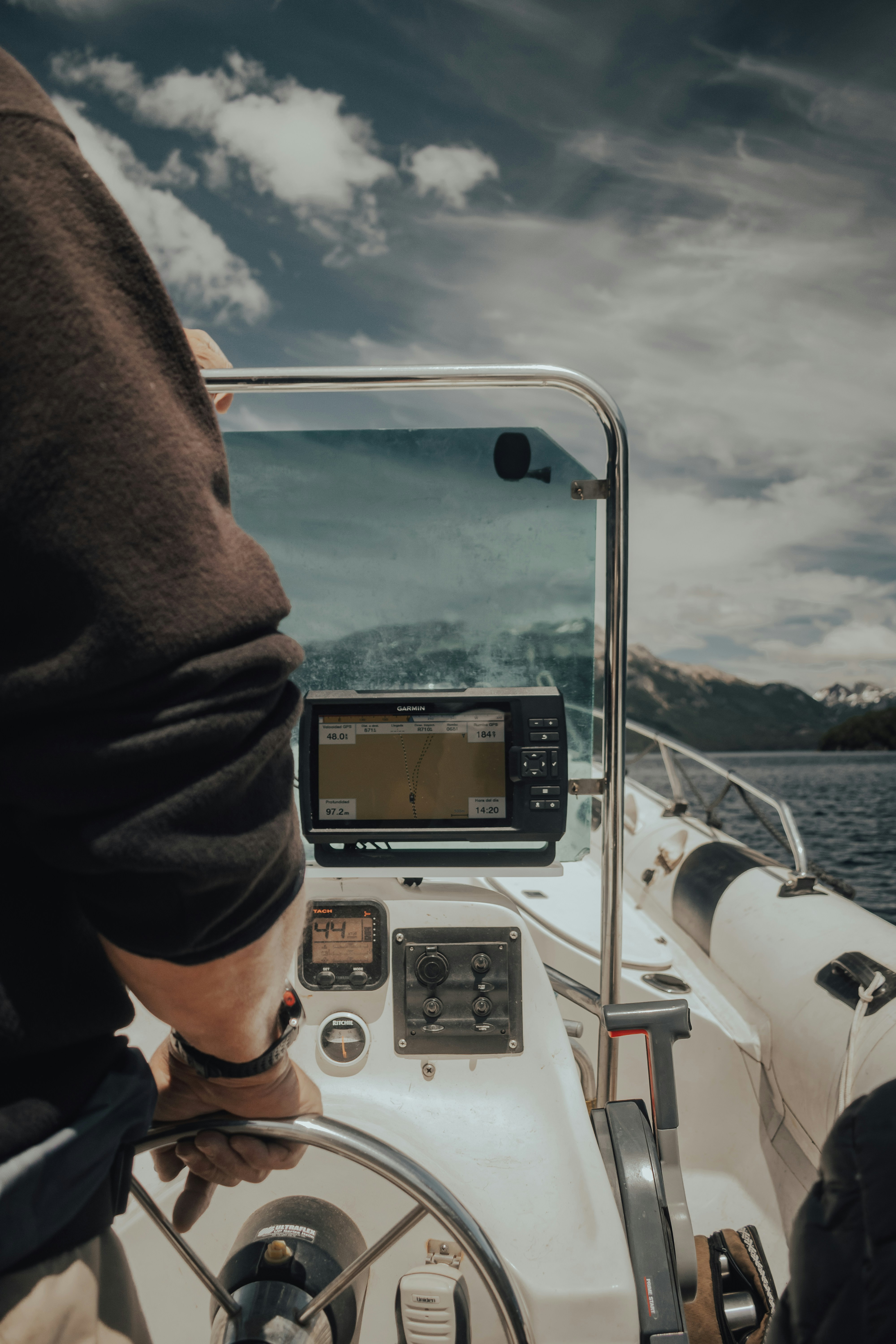 Photo by gasparzaldo