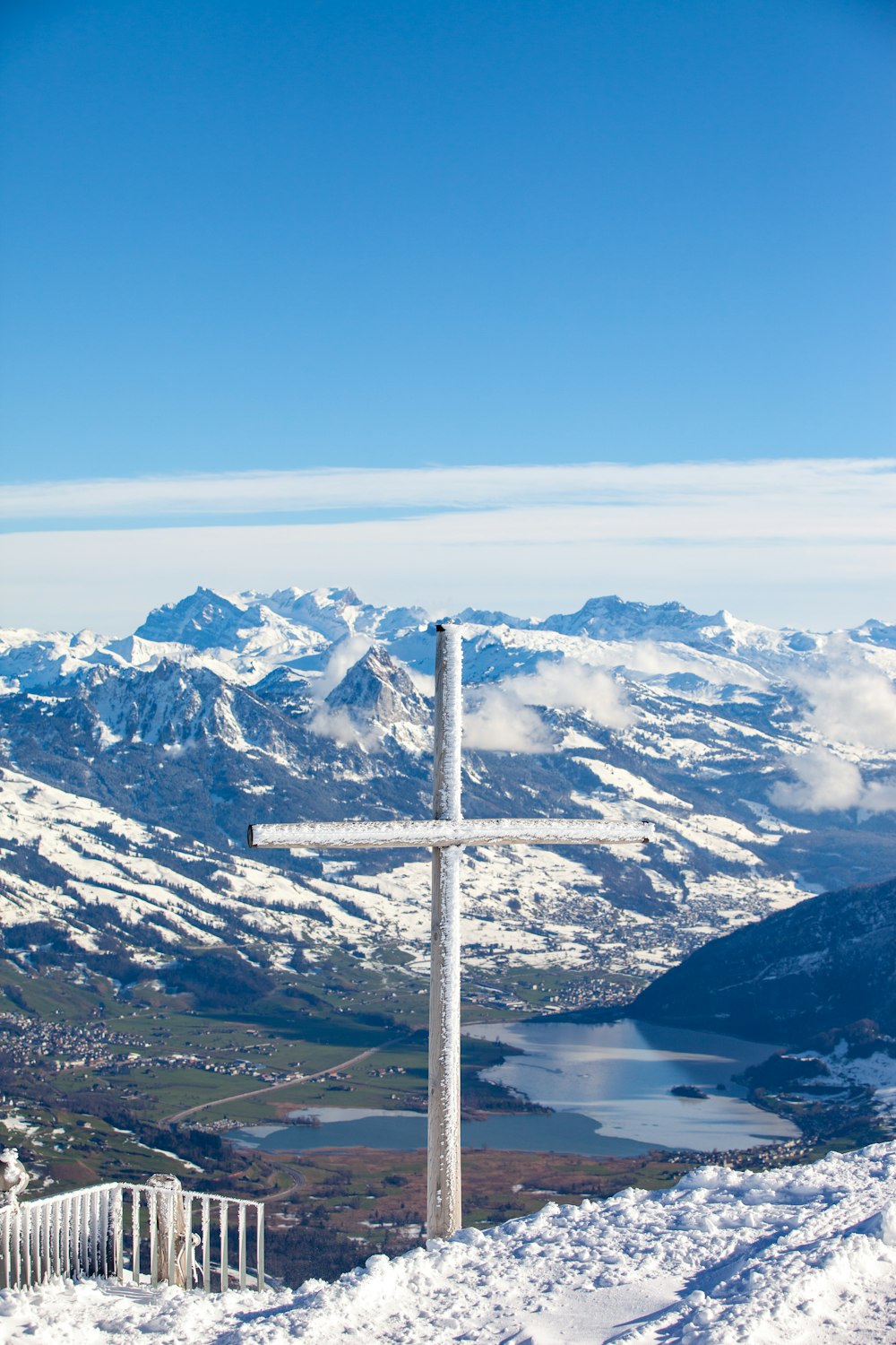 snow covered mountain during daytime