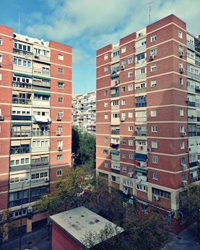 brown and white concrete building