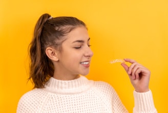 Los alineadores invisibles son una alternativa moderna, cómoda y estética a los brackets tradicional
