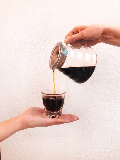 Chemex vs v60 pour over comparison — step-by-step visual example