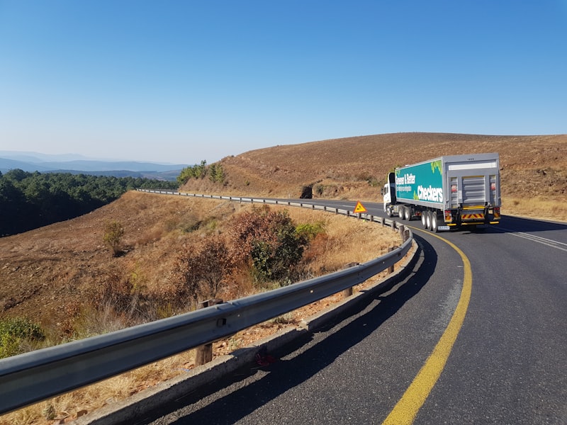 Tractocamión en carretera — recargo por combustible (FSC)
