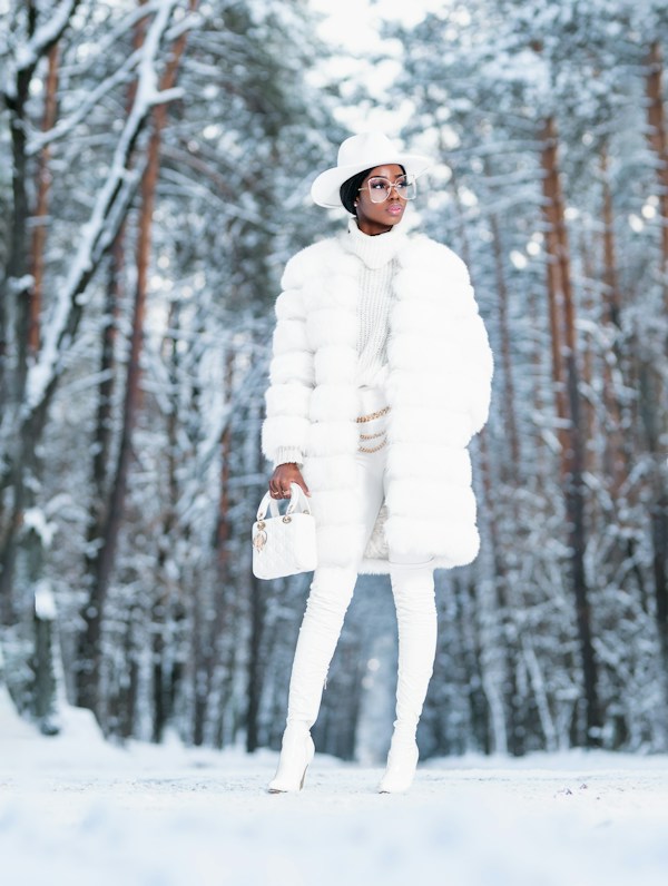 S'habiller pour voyager : le guide du chic nomade
