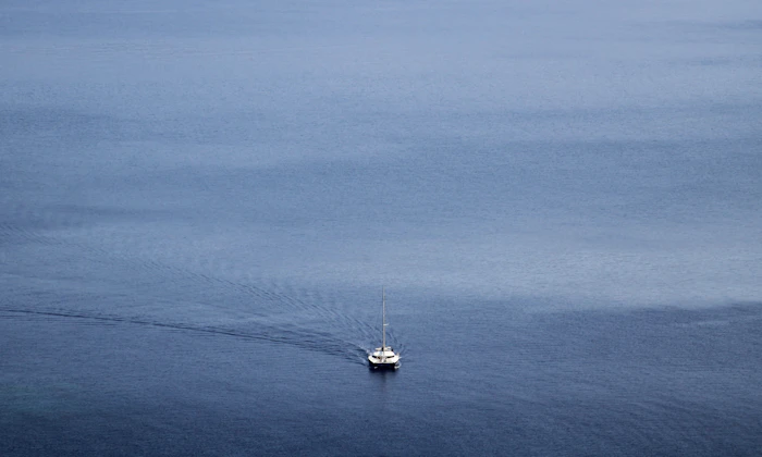 Santorini: Catamaran Sunset Cruise with Meal & Drinks