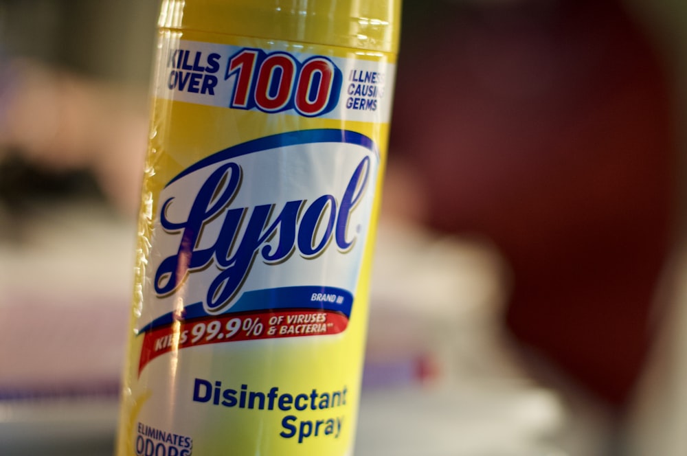 lysol disinfecting wipes spray bottle