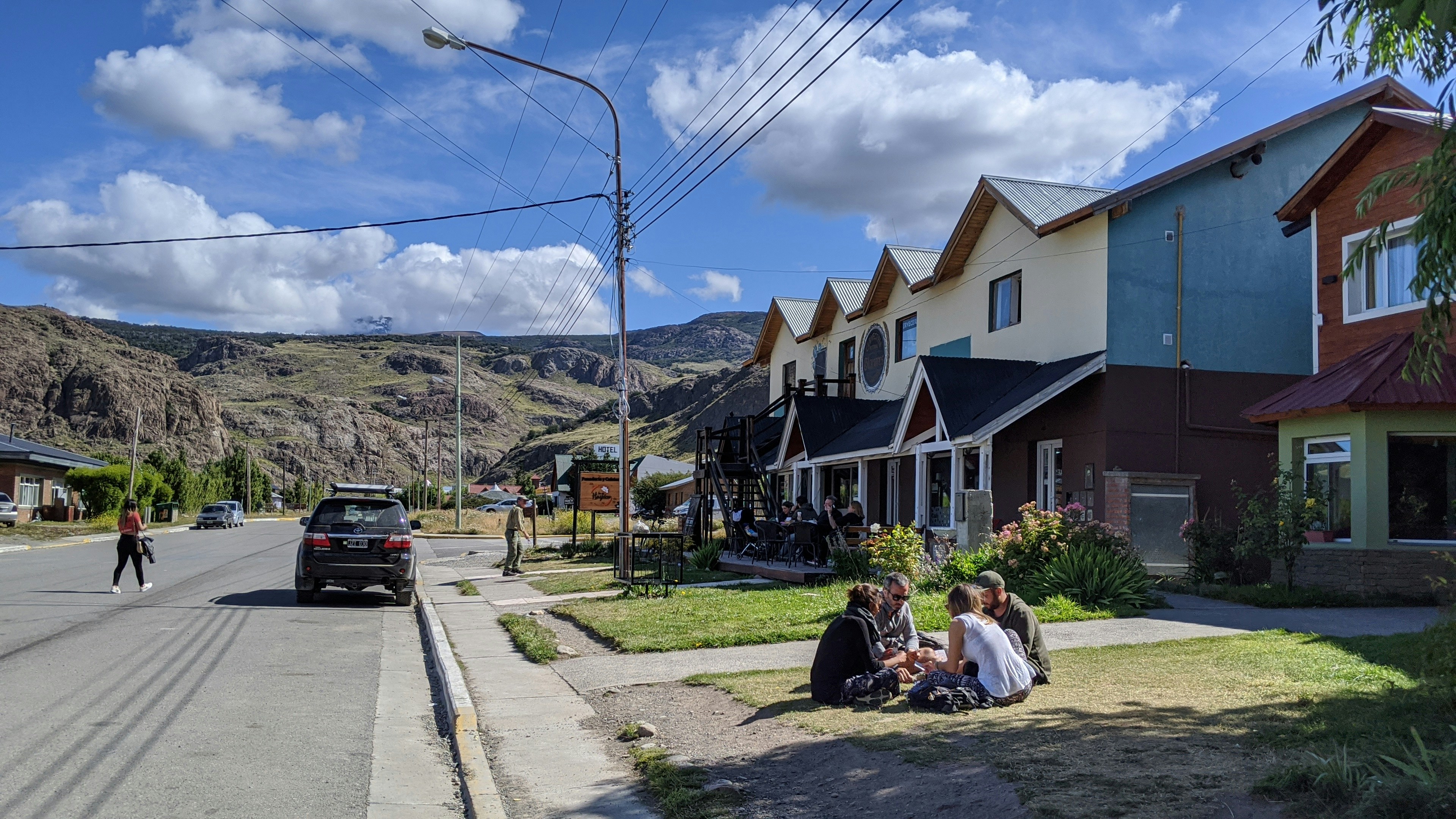 canadian_neighborhood_with_smart_homes