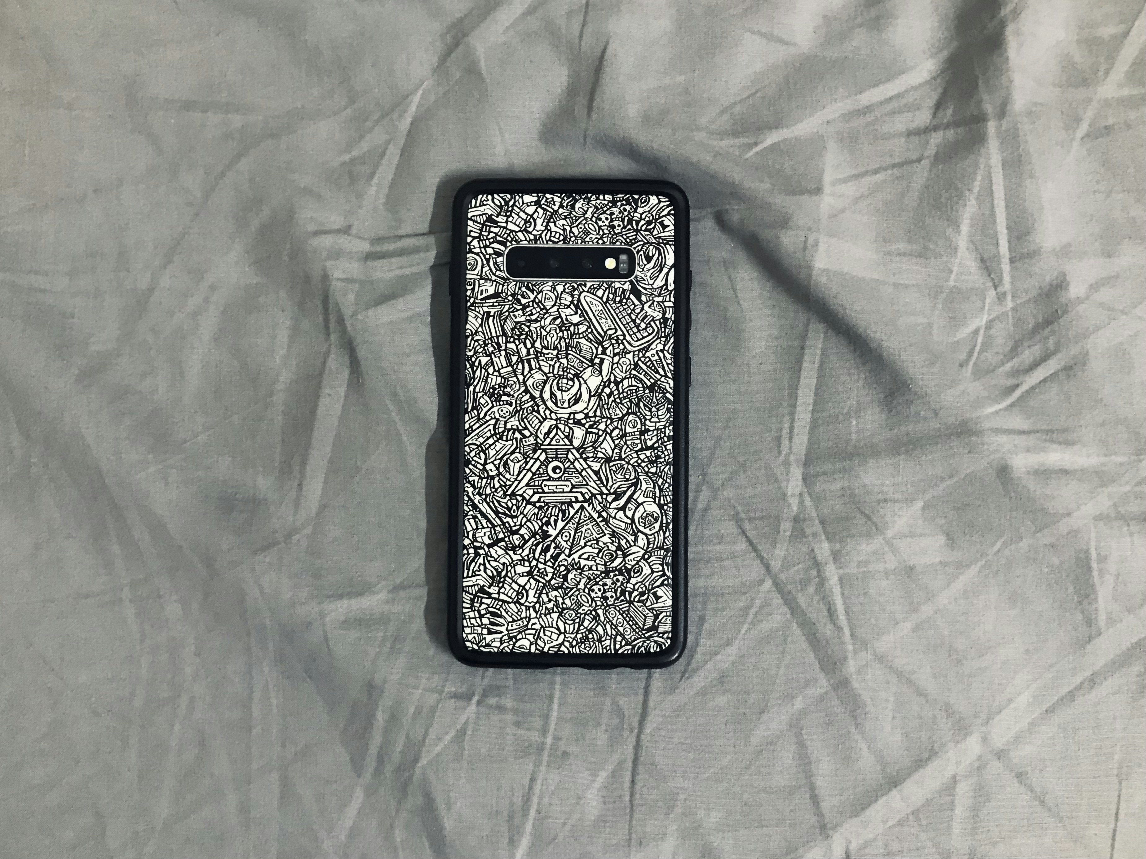 dbrand Robot Skin on Samsung Galaxy S10+</p>
<p>With Rhinoshield side Grill.” style=”max-width:400px;float:left;padding:10px 10px 10px 0px;border:0px;”></p>
		</div><!-- .entry-content -->
	
	
	<footer class=