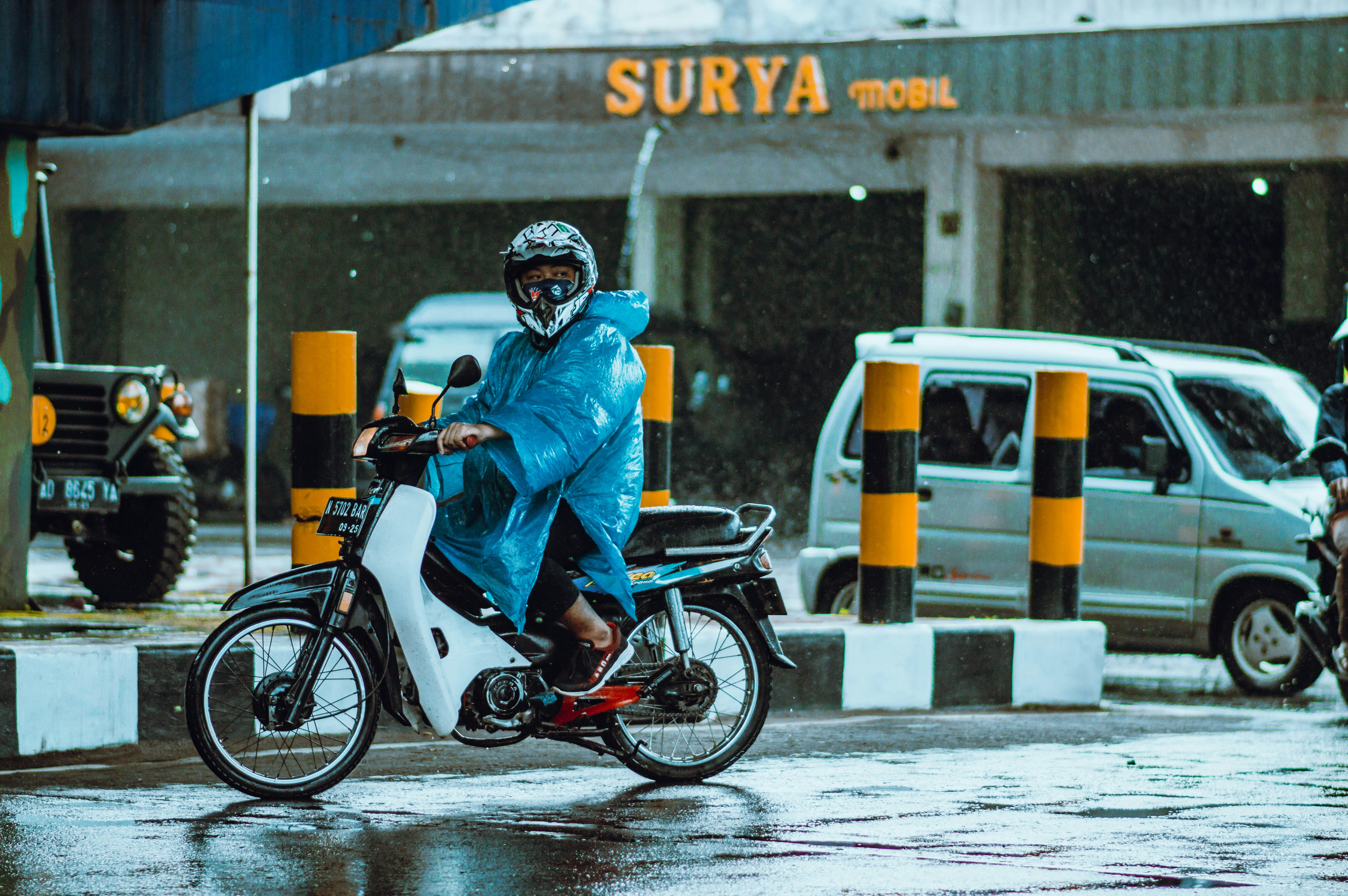 Sepeda Motor Listrik Buatan Indonesia Kini Pakai Fitur Mobil Modern