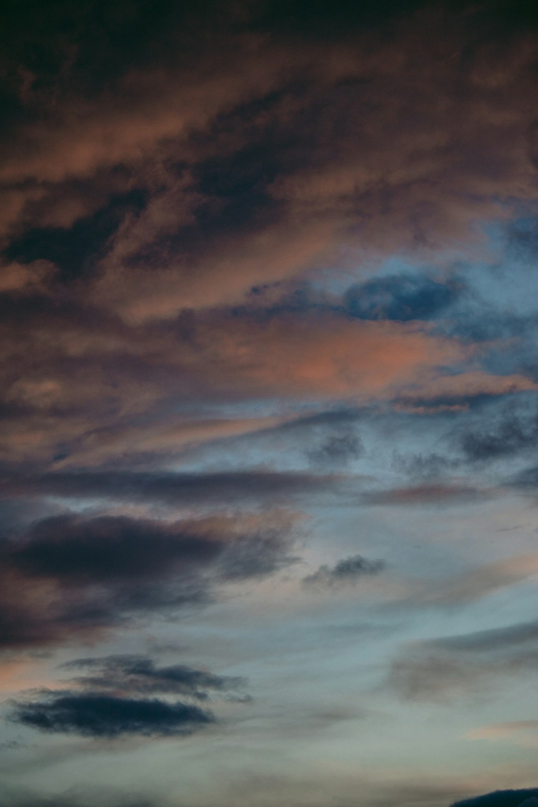 white clouds and blue sky during daytime