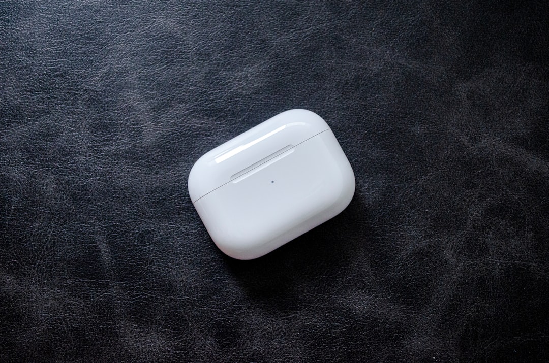 white apple airpods charging case