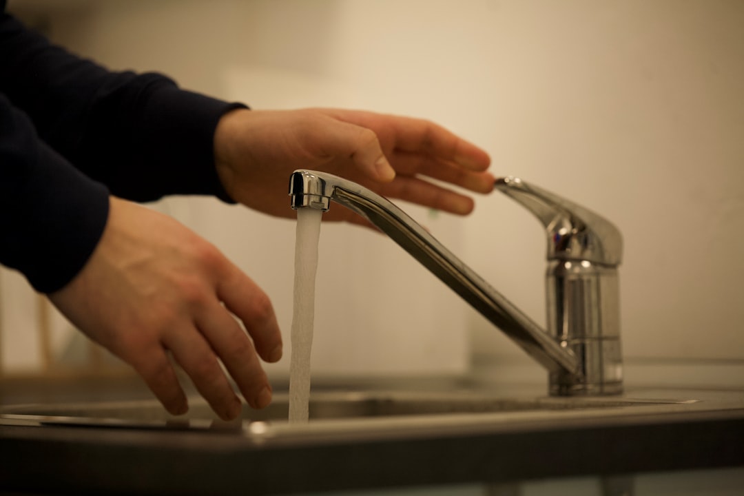 ¿Cómo ablandar la manguera de nivel de agua?