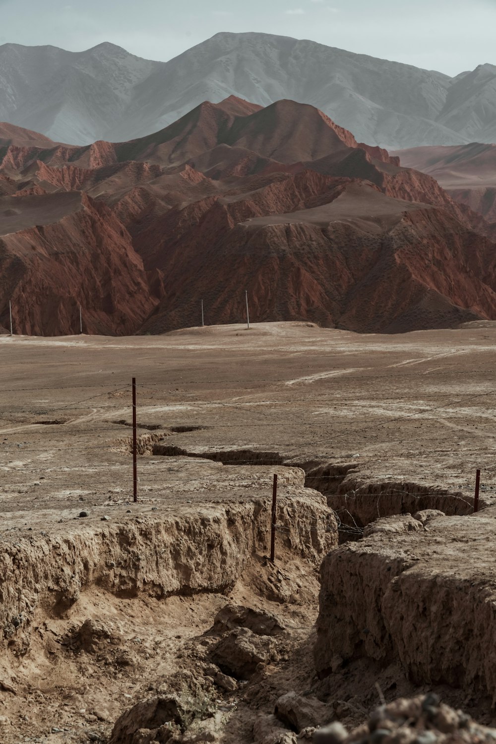 brown rocky mountain during daytime