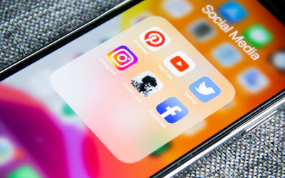 Meta Ads for Service Businesses - Facebook & Instagram Lead Generation (UAE)