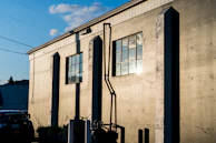 The exterior of Linework Appliance at 1560 South St, Beaumont, with a bright sunny sky overhead.