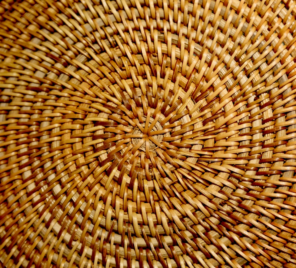 Panier tressé artisanal