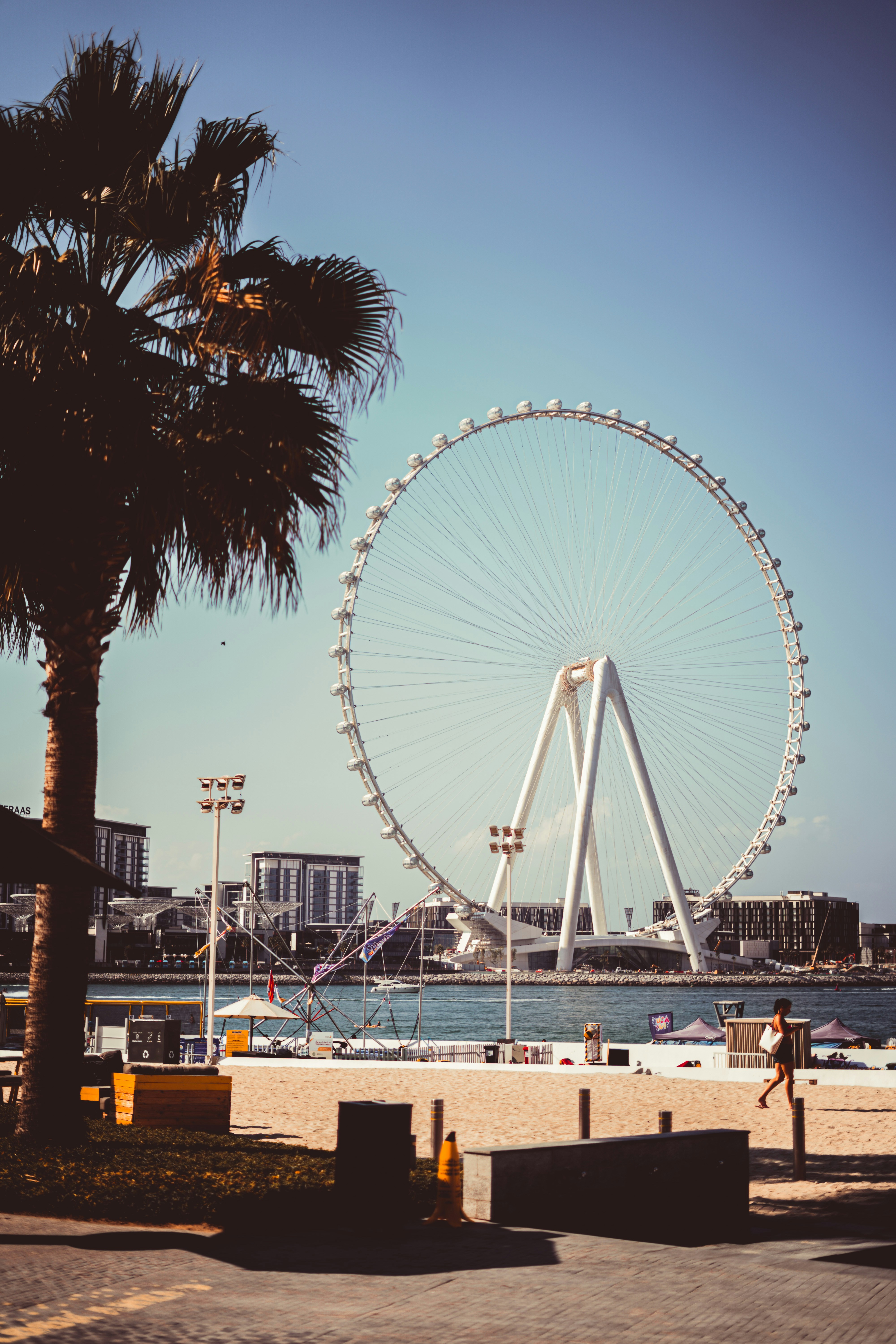 Photo by itadakidesu