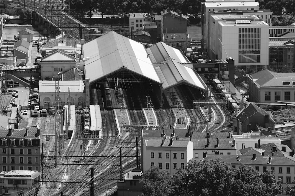 grayscale photo of city buildings