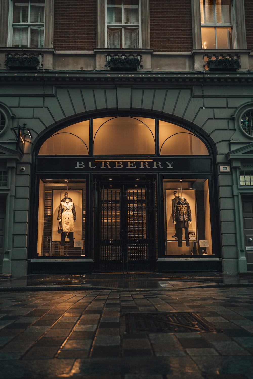 Burberry Pictures | Download Free Images on Unsplash