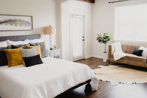 Interior decor photograph by Isaac Martin