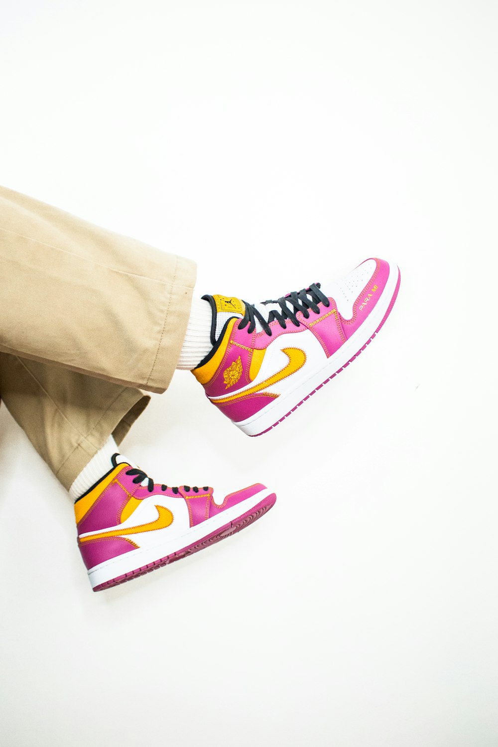 Dope Style | 17 best free dope, style, shoe and sneaker photos on Unsplash