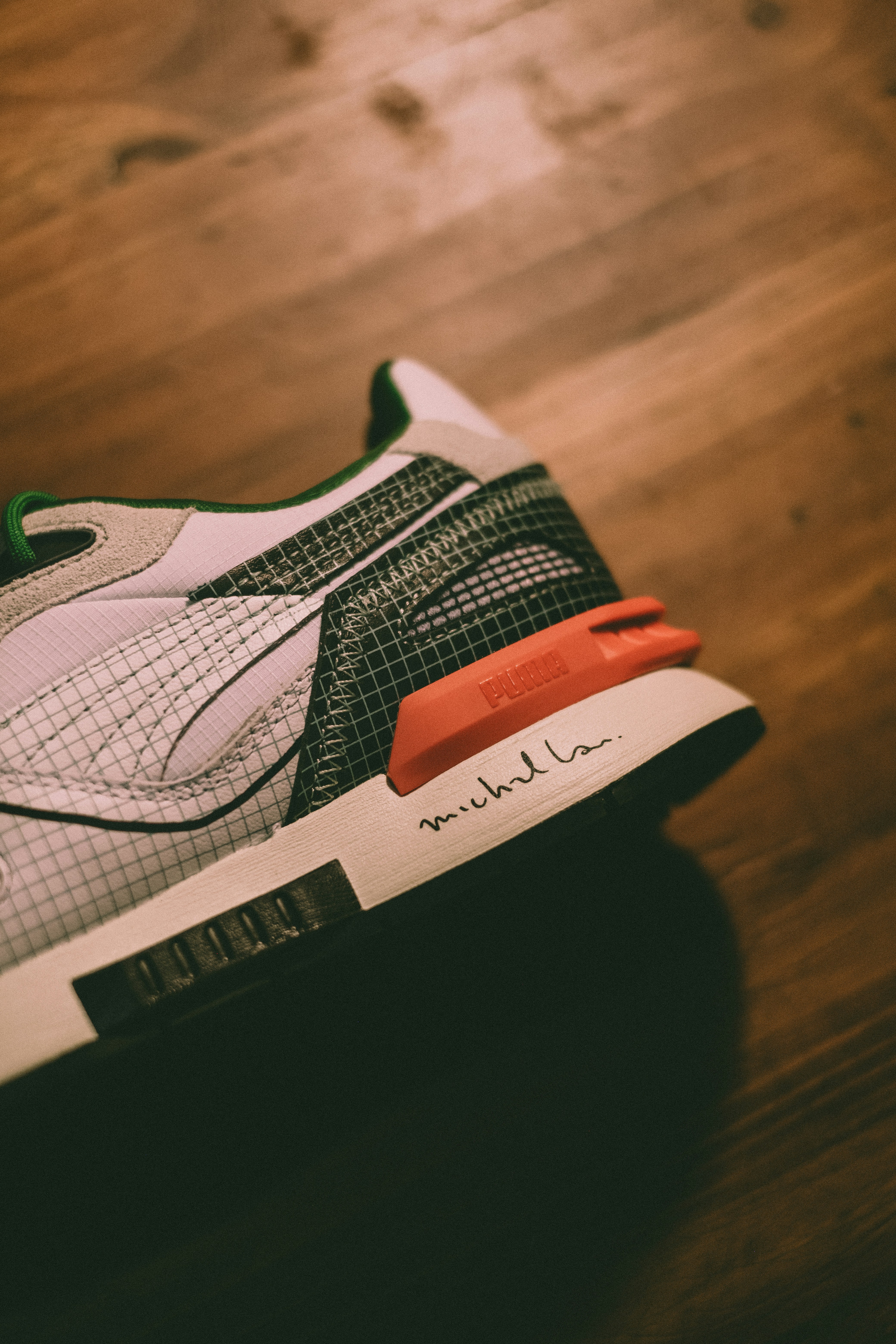 unisex shoe laces white with nike logo