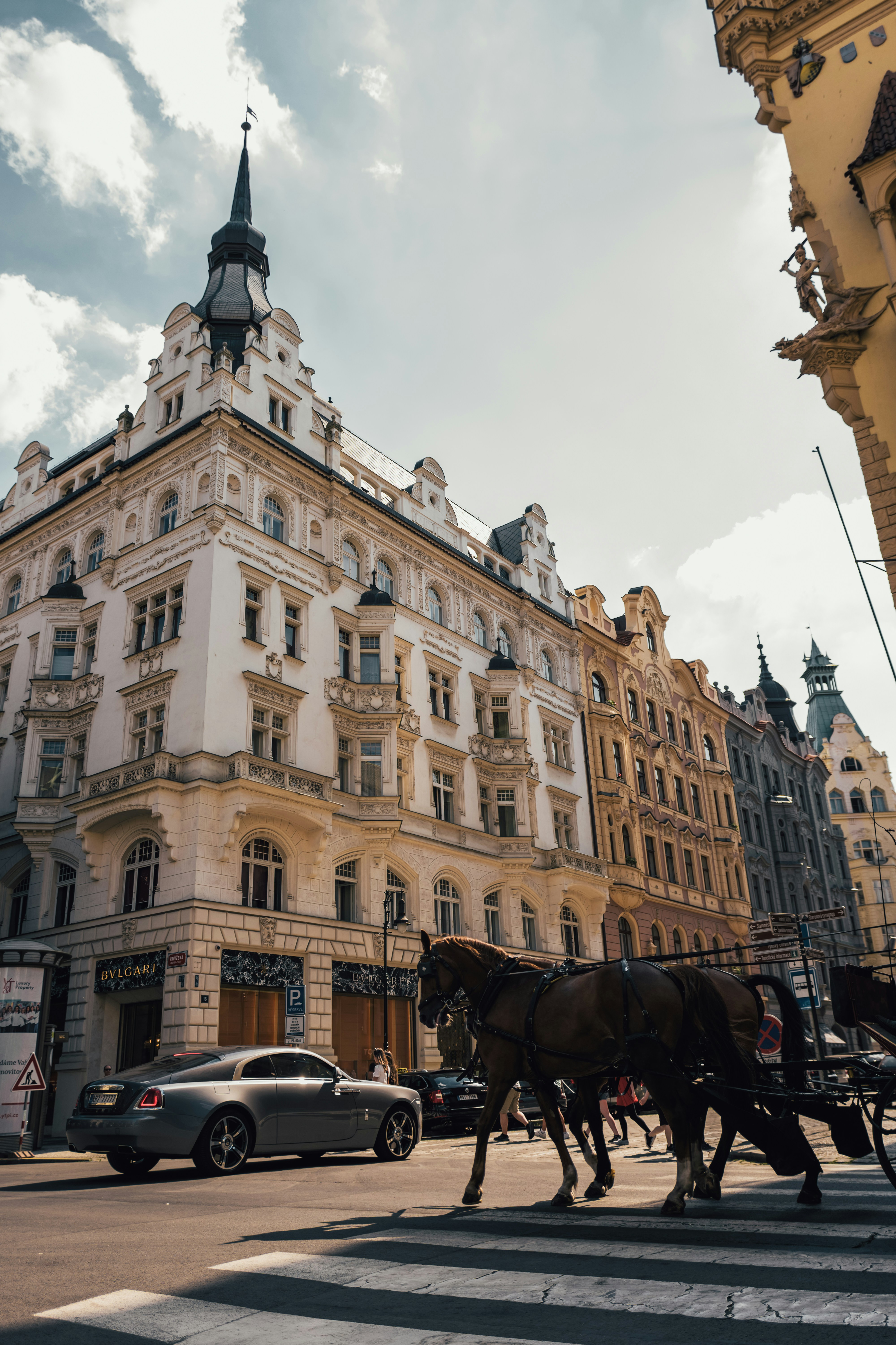 Rolls Royce Degree Apprenticeships