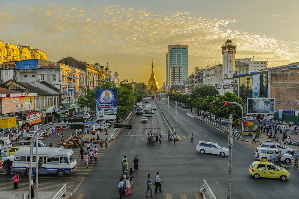 ミャンマーオフショア開発_ヤンゴンの街並み