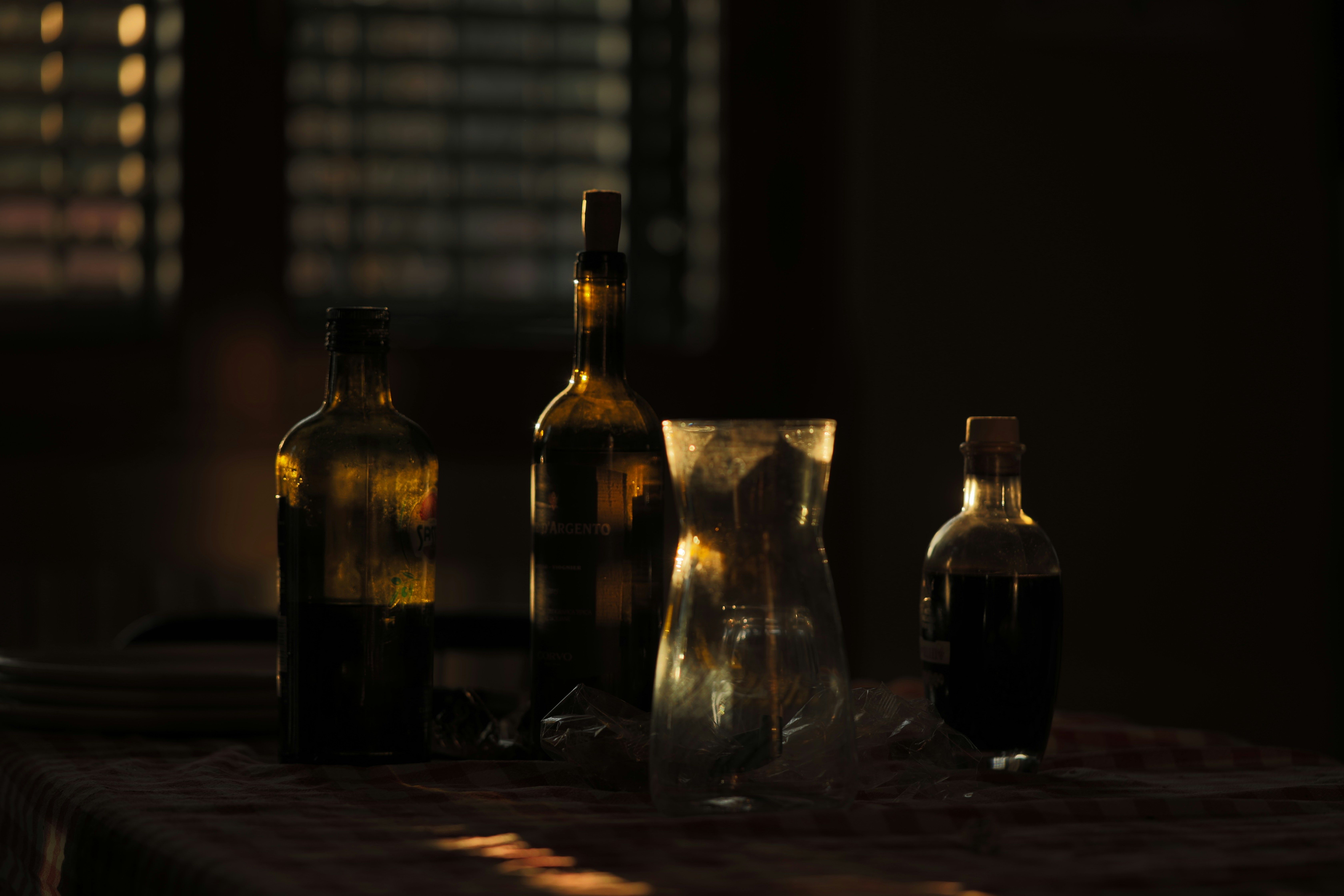 Seven Days, Two Unlabelled Bottles, One Very Confused Palate