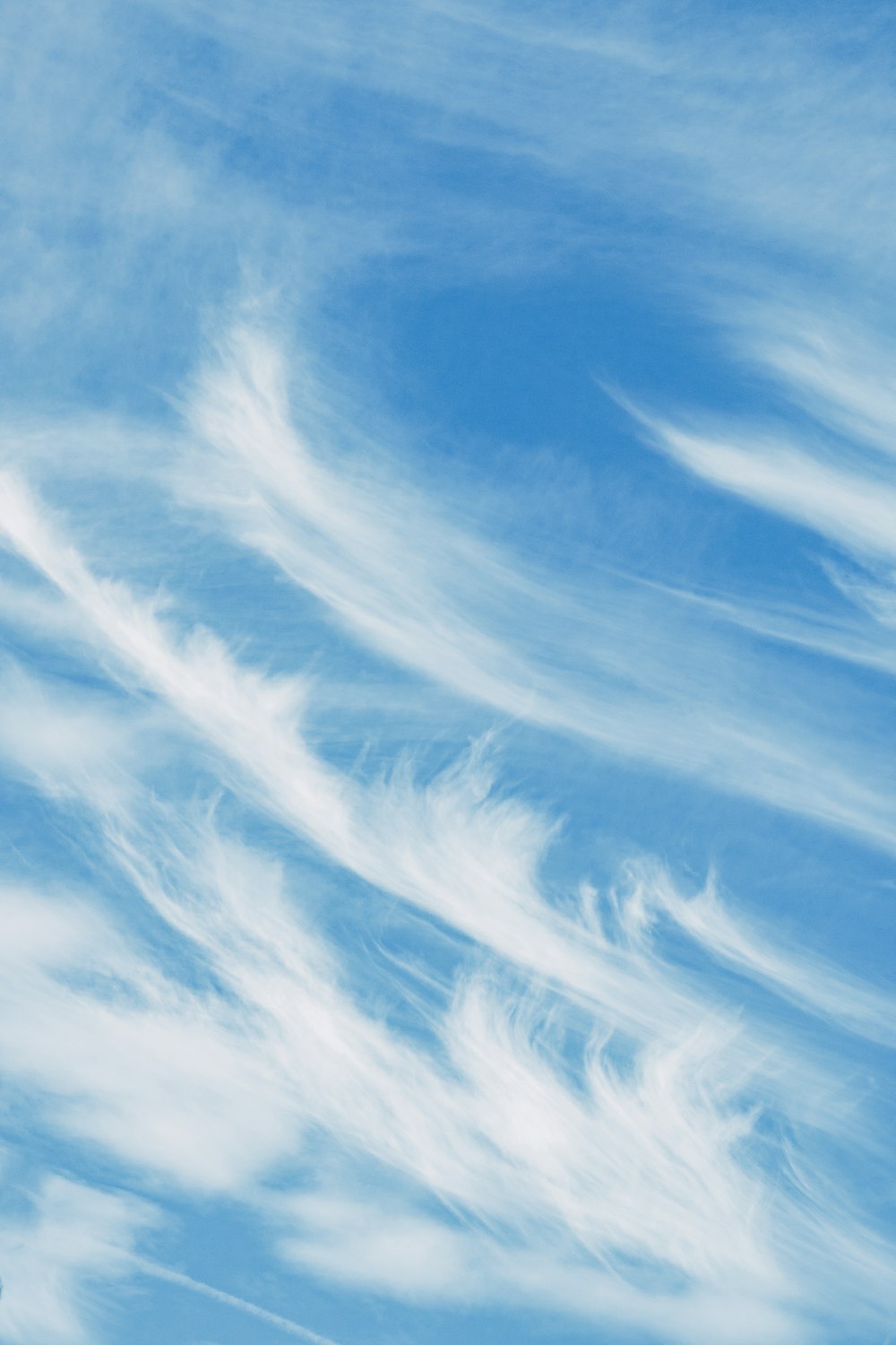 white clouds and blue sky during daytime