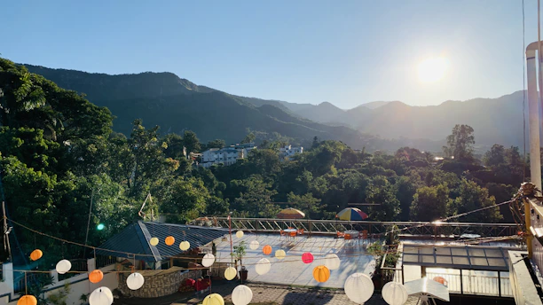 Smiling guests enjoying a peaceful morning on the Lamai Inn terrace.