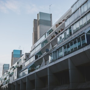 A stunning exterior view of a contemporary building in Guanajuato.