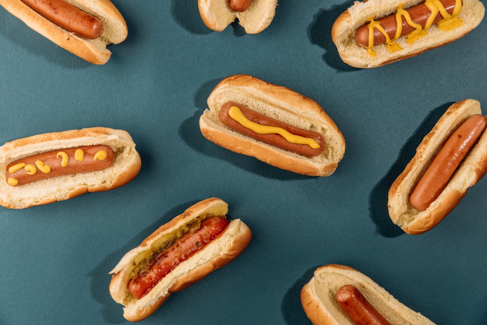 How to Make the Best Chicago Hot Dogs