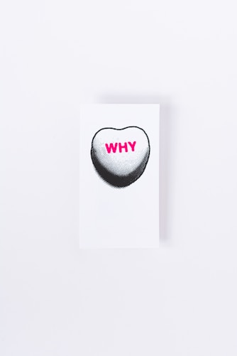 white and black heart print card