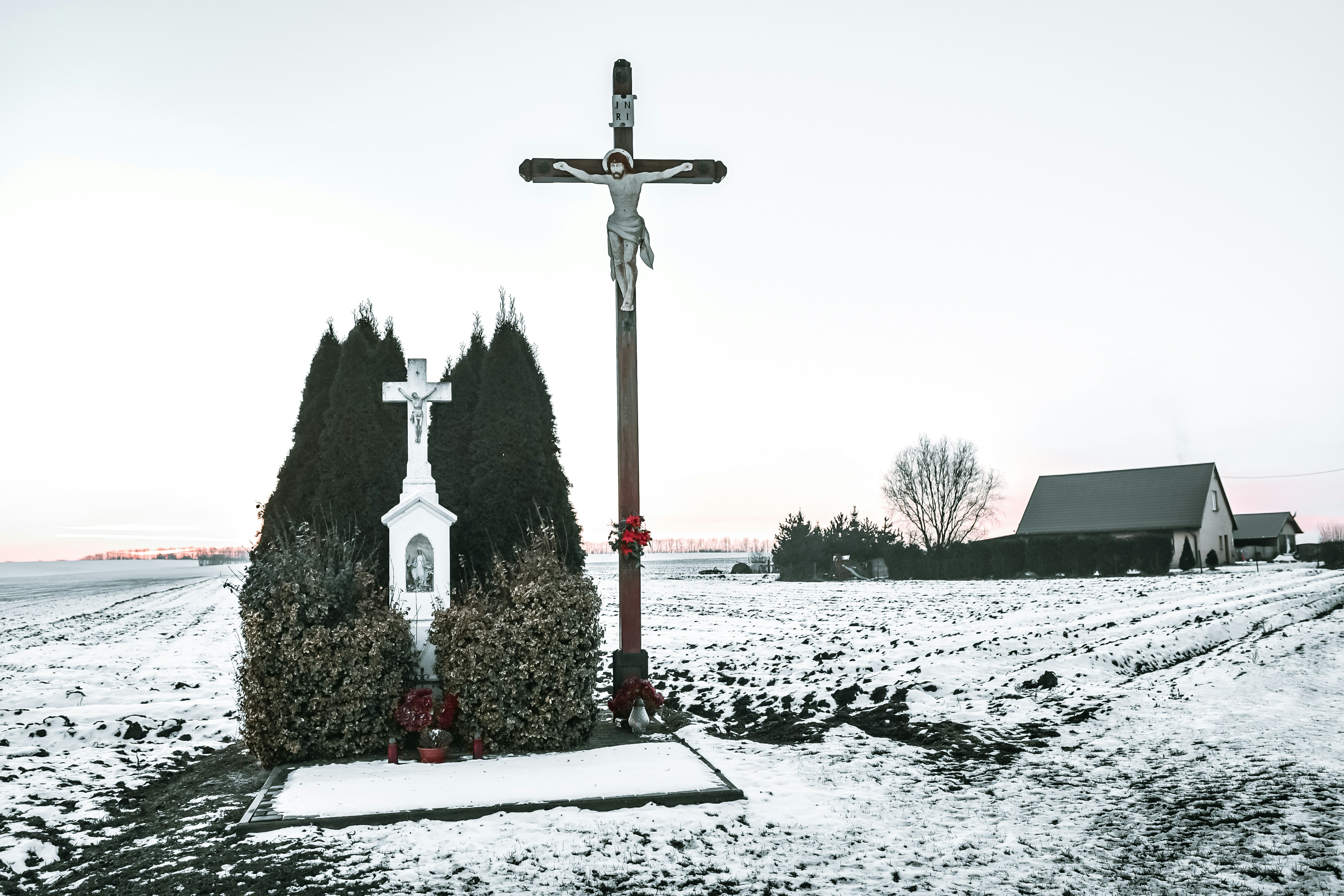Momumento las Tres Cruces