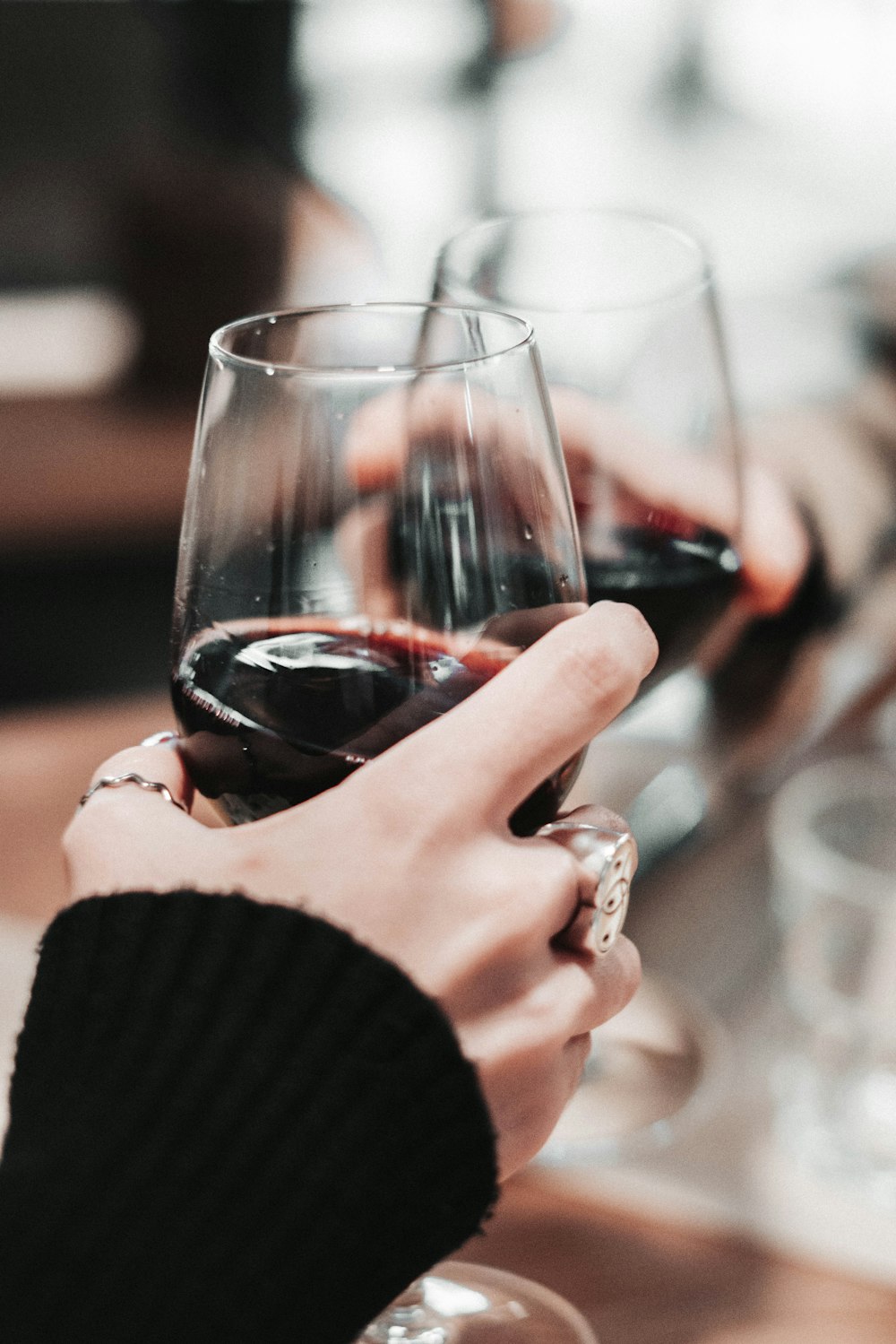 Red wine in clear wine glass photo – Free Wine Image on Unsplash