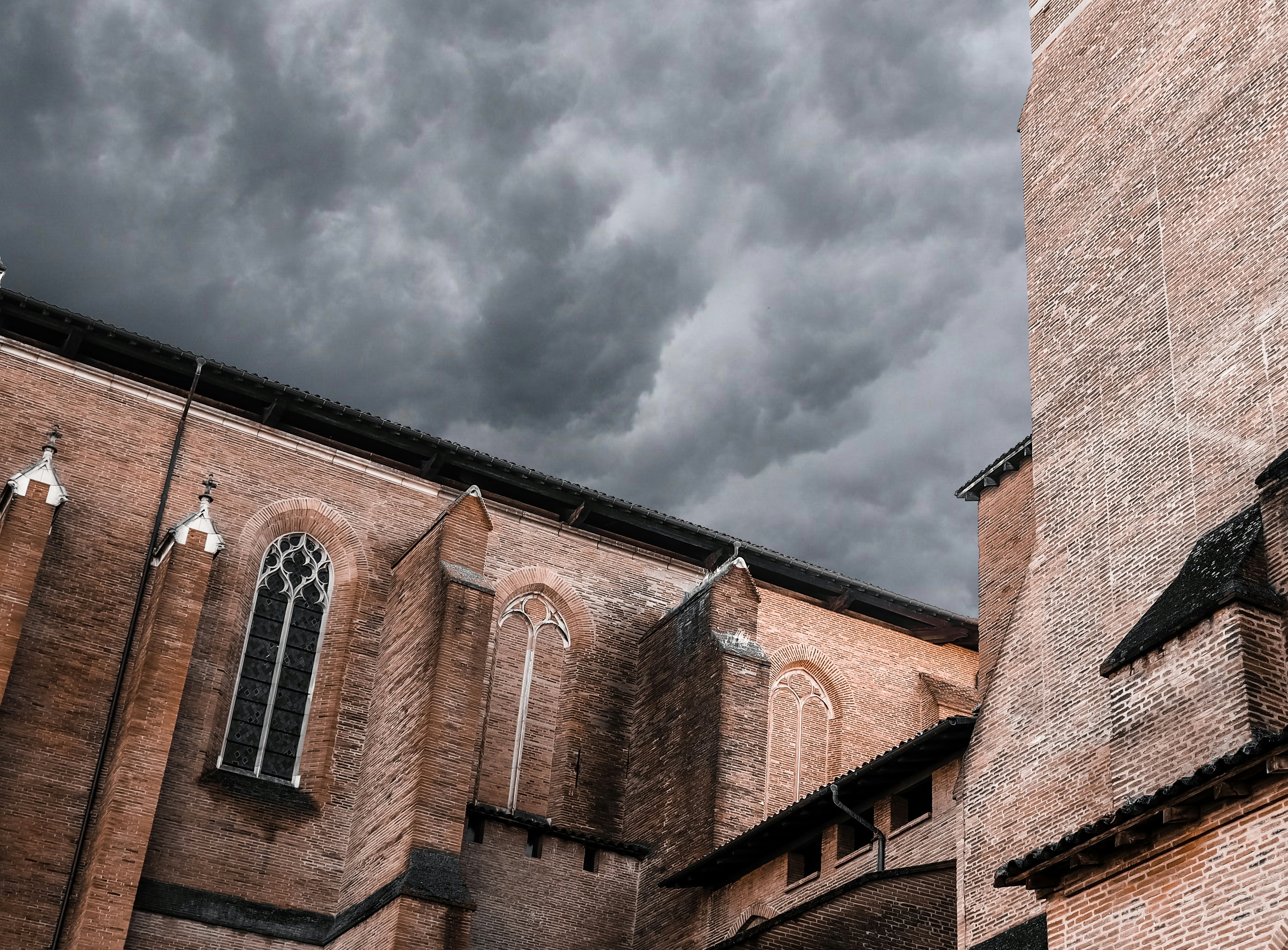 Photo by tomofficials