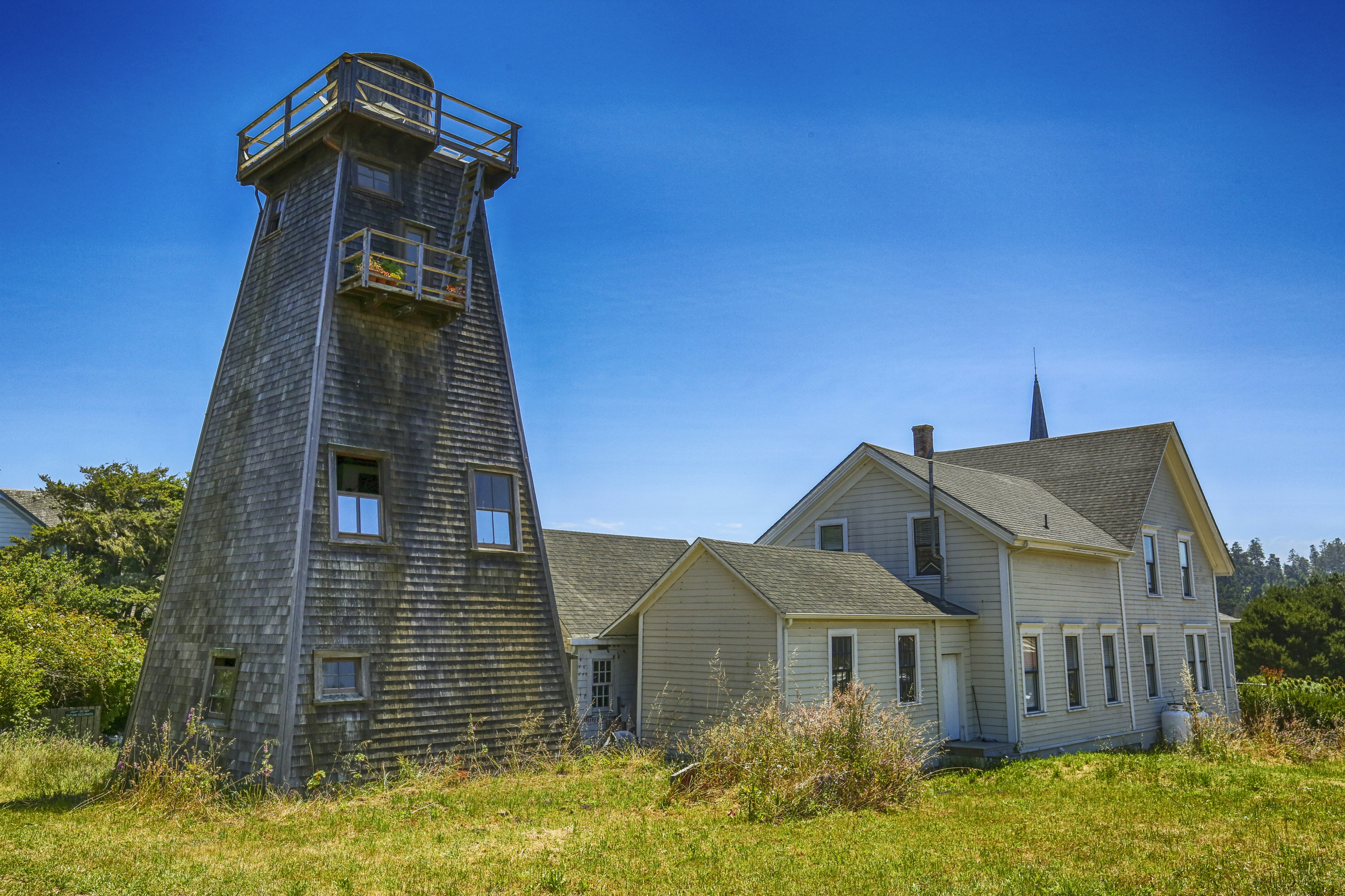 I went to Mendocino as a teen but never made it back until I was 51 with a good camera. Love this little town and all the interesting old architecture.