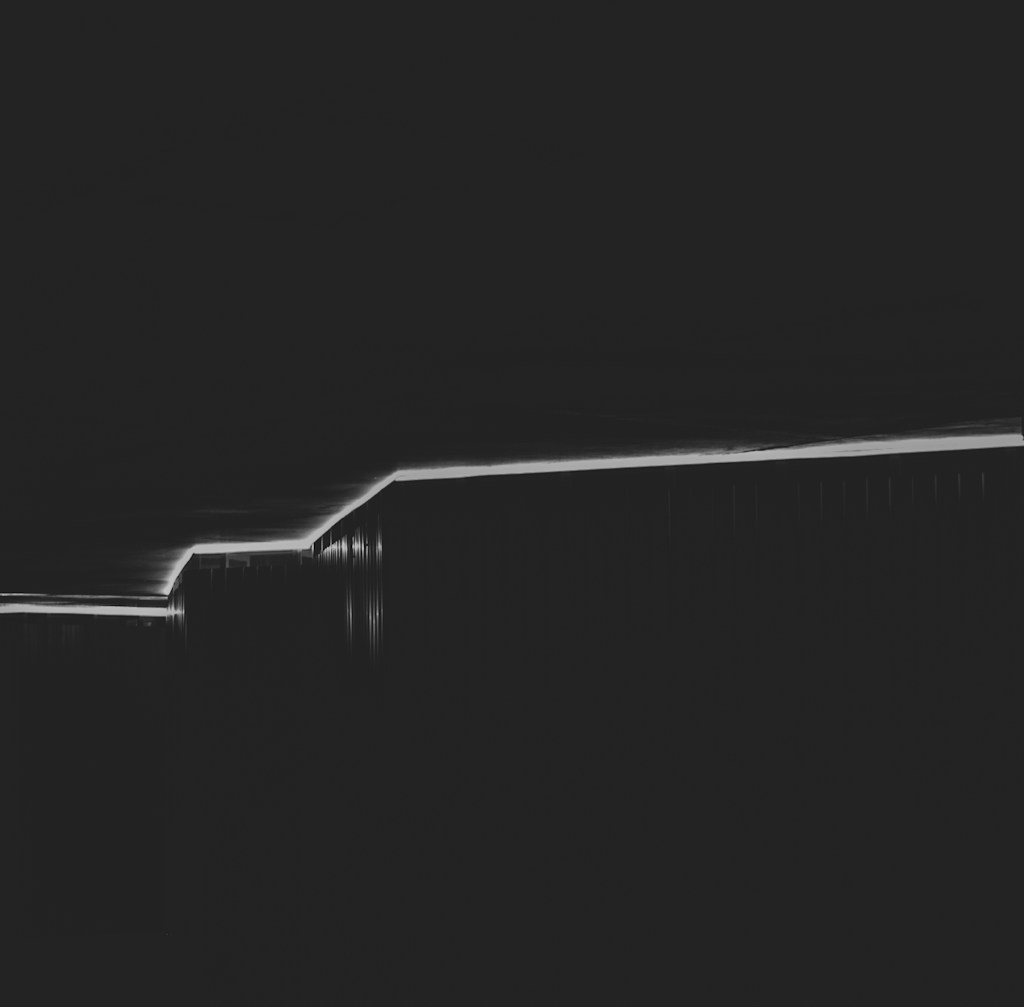 Monochrome Geometry