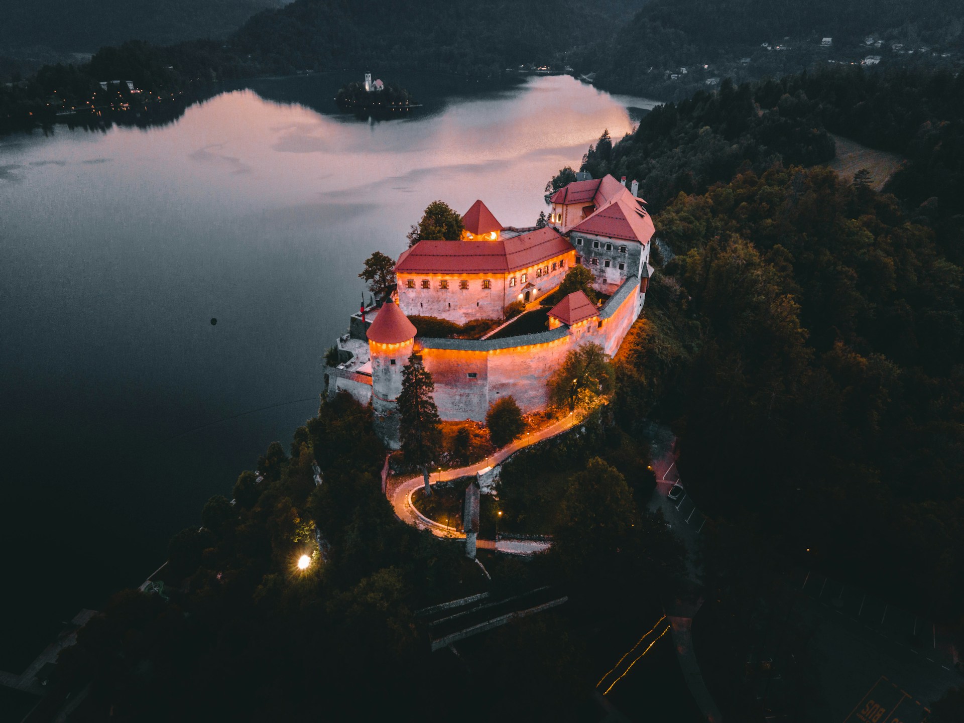 Bled castle at night